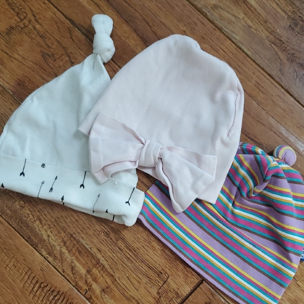 Zutano Rae Dunn White and Pink Baby Hats Set
